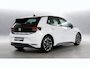 Volkswagen ID.3 Pure 45 kWh 150pk / Navigatie / Stoelverwarming / Camera
