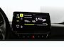 Volkswagen ID.3 Pure 45 kWh 150pk / Navigatie / Stoelverwarming / Camera
