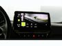 Volkswagen ID.3 Pure 45 kWh 150pk / Navigatie / Stoelverwarming / Camera