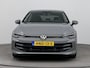 Volkswagen Golf 1.5 eHybrid Life Edition 204PK | Apple Carplay | Stoel+stuur verwarming | Camera| Parkeersensoren | Standkachel |