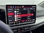 Volkswagen Golf 1.5 eHybrid Life Edition 204PK | Apple Carplay | Stoel+stuur verwarming | Camera| Parkeersensoren | Standkachel |