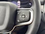 Volvo EX40 Extended Range Plus in de kleur Forest Lake