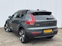 Volvo EX40 Extended Range Plus in de kleur Forest Lake