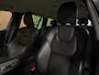 Volvo V60 B3 Momentum Advantage | Trekhaak | Lederen bekleding | Stoel en Stuurwielverwarming | Parkeercamera | Parkeersensoren voor+achter | 17 Inch | Cruise Control | Climate Control L+R | Elektrisch verstelbare lendesteun | DAB Radio | Regensensor | Apple Carplay/Android Auto | Volvo On Call met mobiele App functie | Denim Blue Metallic