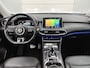 MG EHS 1.5 TGDI PHEV Aut. Luxury | 1e-Eig. | Panoramadak | Trekhaak | Navi | Stoelverwarming | Led Koplampen | CarPlay | 360 Camera |