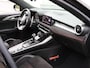 Alfa Romeo Tonale 1.3T PHEV Veloce | Panoramadak | Navigatie | Apple Carplay/Android Auto | Camera | Verwarmde voorstoelen en stuur