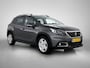 Peugeot 2008 1.2 110pk Signature Automaat | 1ste Eigenaar | Trekhaak | Navigatie | Climate Control | Apple Carplay/Android Auto | Cruise Control| Parkeersensoren |