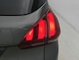 Peugeot 2008 1.2 110pk Signature Automaat | 1ste Eigenaar | Trekhaak | Navigatie | Climate Control | Apple Carplay/Android Auto | Cruise Control| Parkeersensoren |