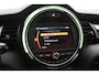MINI Cooper 3-Deurs 1.5 136 PK Automaat John Cooper Works, Panoramadak, Stoelverwarming, Cruise Control