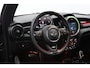 MINI Cooper 3-Deurs 1.5 136 PK Automaat John Cooper Works, Panoramadak, Stoelverwarming, Cruise Control