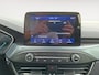 Ford Focus Wagon 1.5 EcoBoost Active Business 150PK Automaat | 1500kg Trekgewicht | Trekhaak | Climate Control | Navigatie | Parkeersensoren | Cruise Control | Keyless Entry