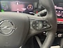Opel Mokka-e GS Line 50-kWh 11kw bl. | 1e Eigenaar | SOH 99% | Navigatie | Stoel/Stuurverwarming | Adapt. Cruise Control | Apple/Android Carplay | 12 maanden Bovag ! |