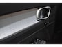 Volvo XC40 T4 211pk [Plug-In] Plus Bright | Trekhaak | BLIS | Harman Kardon | Adaptieve Cruise |