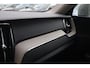Volvo XC60 T8 Recharge AWD Plus Bright | Longe Range | Stoelverwarming | Trekhaak | Leder | Parkeercamera | Keyless