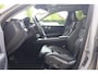 Volvo XC60 T8 Recharge AWD Plus Bright | Longe Range | Stoelverwarming | Trekhaak | Leder | Parkeercamera | Keyless