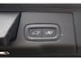 Volvo XC60 T8 Recharge AWD Plus Bright | Longe Range | Stoelverwarming | Trekhaak | Leder | Parkeercamera | Keyless