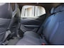 Lynk & Co 02 Core | 1600KG Trekgewicht | Stoelverwarming | Apple CarPlay | Android Auto | Achteruitrijcamera | Panoramadak | Elektrische Achterklep | Keyles Entry | Regensensor |