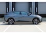 Lynk & Co 02 Core | 1600KG Trekgewicht | Stoelverwarming | Apple CarPlay | Android Auto | Achteruitrijcamera | Panoramadak | Elektrische Achterklep | Keyles Entry | Regensensor |