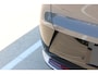 Lynk & Co 02 Core | 1600KG Trekgewicht | Stoelverwarming | Apple CarPlay | Android Auto | Achteruitrijcamera | Panoramadak | Elektrische Achterklep | Keyles Entry | Regensensor |