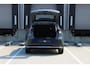 Lynk & Co 02 Core | 1600KG Trekgewicht | Stoelverwarming | Apple CarPlay | Android Auto | Achteruitrijcamera | Panoramadak | Elektrische Achterklep | Keyles Entry | Regensensor |