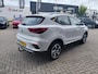 MG MG ZS EV Standard Range Luxury 50 kWh Zeer nette auto | All season banden | Trekhaak | Panoramada | Stoel verwarming | 360 graden camera