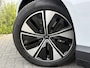 Polestar 4 Long Range Single motor Plus 100 kWh | 22kW Lader | Warmtepomp | Trekhaak | Premium Audio | 360 Graden Camera | Panoramadak | Keyless Entry | Elektrische Achterklep | Stoelverwarming | Navigatie Google Maps