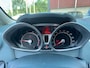 Ford Fiesta 1.4 Titanium clima, bluetooth, stoel- en voorruitverwarming, APK 05-2028!