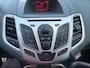 Ford Fiesta 1.4 Titanium clima, bluetooth, stoel- en voorruitverwarming, APK 05-2028!