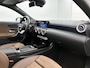 Mercedes-Benz A-klasse 180 Star Edition AMG Line Plus | Night pakket | Panorama Schuifdak | Cognac AMG interieur | Memory Seats | Parkeerpakket met 360°-camera | Head-Up display | Sfeerverlichting | Keyless Go pakket Inclusief 24 maanden MB Certified garantie voor Europa.