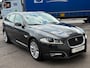 Jaguar XF Sportbrake 2.2D R-DESIGN/MEMORY/STUUR-STOELVERWARMING/ALCANATARAHEMEL