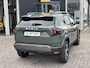 Dacia Duster Limited Edition Hybrid 155 l Snel uit voorraad leverbaar met korting!