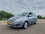 Opel Zafira 2.2 Temptation. AUTOMAAT, 7-PERSOONS, AIRCO! 128000 KM!!!
