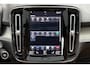 Volvo XC40 1.5 T5 Recharge Inscription | Panoramisch schuif-/ kanteldak | Trekhaak, inklapbaar | Elektrisch verstelbare voorstoelen met geheugenfunctie | 360 graden camera | Harman Kardon | Standkachel | Stoelverwarming | Full led koplampen | Adaptieve cruise control | Apple carplay/ Android auto