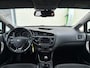 Kia Ceed 1.6 GDI DynamicLine | Afn. trekhaak | Cruise control | Bluetooth | Metallic |