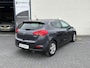 Kia Ceed 1.6 GDI DynamicLine | Afn. trekhaak | Cruise control | Bluetooth | Metallic |