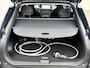 Kia EV6 Edition 77.4 kWh / SOH 100% / Fabrieksgarantie tot 18-06-2032 / 1.600 kg trekgewicht / Android Auto & Apple Carplay / Navigatie / Cruise Control Adaptief / Climate Control / DAB / Draadloze Telefoonlader / Camera / Parkeerassistent / 19" Lichtmetalen Wielen / Keyless entry & start /