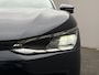 Kia EV6 Edition 77.4 kWh / SOH 100% / Fabrieksgarantie tot 18-06-2032 / 1.600 kg trekgewicht / Android Auto & Apple Carplay / Navigatie / Cruise Control Adaptief / Climate Control / DAB / Draadloze Telefoonlader / Camera / Parkeerassistent / 19" Lichtmetalen Wielen / Keyless entry & start /