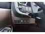 Mitsubishi Outlander 2.0 PHEV Automaat instyle | Navigatie | Lederen bekleding | Achteruitrijcamera | Elektrische achterklep | Stoel- en stuurverwarming | Verwarmd voorraam
