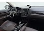 Mitsubishi Outlander 2.0 PHEV Automaat instyle | Navigatie | Lederen bekleding | Achteruitrijcamera | Elektrische achterklep | Stoel- en stuurverwarming | Verwarmd voorraam