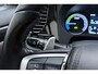 Mitsubishi Outlander 2.0 PHEV Automaat instyle | Navigatie | Lederen bekleding | Achteruitrijcamera | Elektrische achterklep | Stoel- en stuurverwarming | Verwarmd voorraam