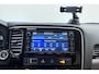 Mitsubishi Outlander 2.0 PHEV Automaat instyle | Navigatie | Lederen bekleding | Achteruitrijcamera | Elektrische achterklep | Stoel- en stuurverwarming | Verwarmd voorraam