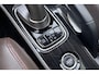 Mitsubishi Outlander 2.0 PHEV Automaat instyle | Navigatie | Lederen bekleding | Achteruitrijcamera | Elektrische achterklep | Stoel- en stuurverwarming | Verwarmd voorraam