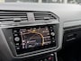 Volkswagen Tiguan 1.4 TSI eHybrid *!* 2x R-LINE *!* PANODAK/ IQ LED/ CAMERA/ 19 INCH *!*