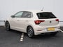 Volkswagen Polo 1.0 TSI Life Business 95pk | LED | Navigatie | Cruise control | Camera | Stoelverwarming | DAB+ | Airco | Lichtmetalen velgen |