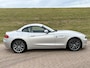 BMW Z4 Roadster sDrive23i Executive Orig. NL Auto | NAP | Design Pure White | Premium HiFi | Bluetooth telefonie & audio | Apple CarPlay / Android Auto via MMI