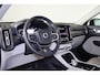 Volvo XC40 T4 Recharge Ultimate Dark - Panorama/schuifdak - IntelliSafe Assist & Surround - 360º Camera - Harman Kardon audio - Verwarmde voorstoelen & stuur - Elektr. bedienb. voorstoelen met geheugen links - Draadloze tel. lader - Extra getint glas - Inklapbare trekhaak - 19' LMV
