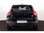 Volvo XC40 T4 Recharge Ultimate Dark - Panorama/schuifdak - IntelliSafe Assist & Surround - 360º Camera - Harman Kardon audio - Verwarmde voorstoelen & stuur - Elektr. bedienb. voorstoelen met geheugen links - Draadloze tel. lader - Extra getint glas - Inklapbare trekhaak - 19' LMV