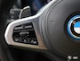 BMW 3-Serie 330E xDrive SPORTLINE / DODEHOEK / AMBIENTE / TREKHAAK / HIFI / CAMERA / 18"