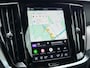 Volvo V60 2.0 T8 Plug-in hybrid AWD Plus Dark | Panoramadak | 360 camera | Stoel/Stuur Verwarming | Harman/Kardon