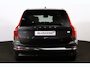 Volvo XC90 T8 Recharge AWD Inscription - LONG RANGE - Luchtvering - Panoramisch schuif-/kanteldak - Intellisafe Assist / Surround - Parkeerverwarming - Harman Kardon Audio - Head-up Display - Elektrisch bed. voorstoelen - Leder - Verwarmbare voorstoelen/achterbank - Verwarmbaar stuurwiel - Getint glas - 20' LMV